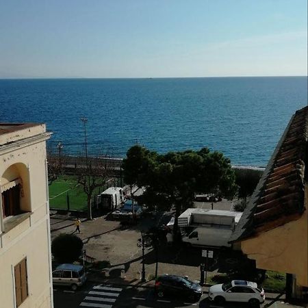 Brasca Amalfi Rosa Canina Minori Esterno foto