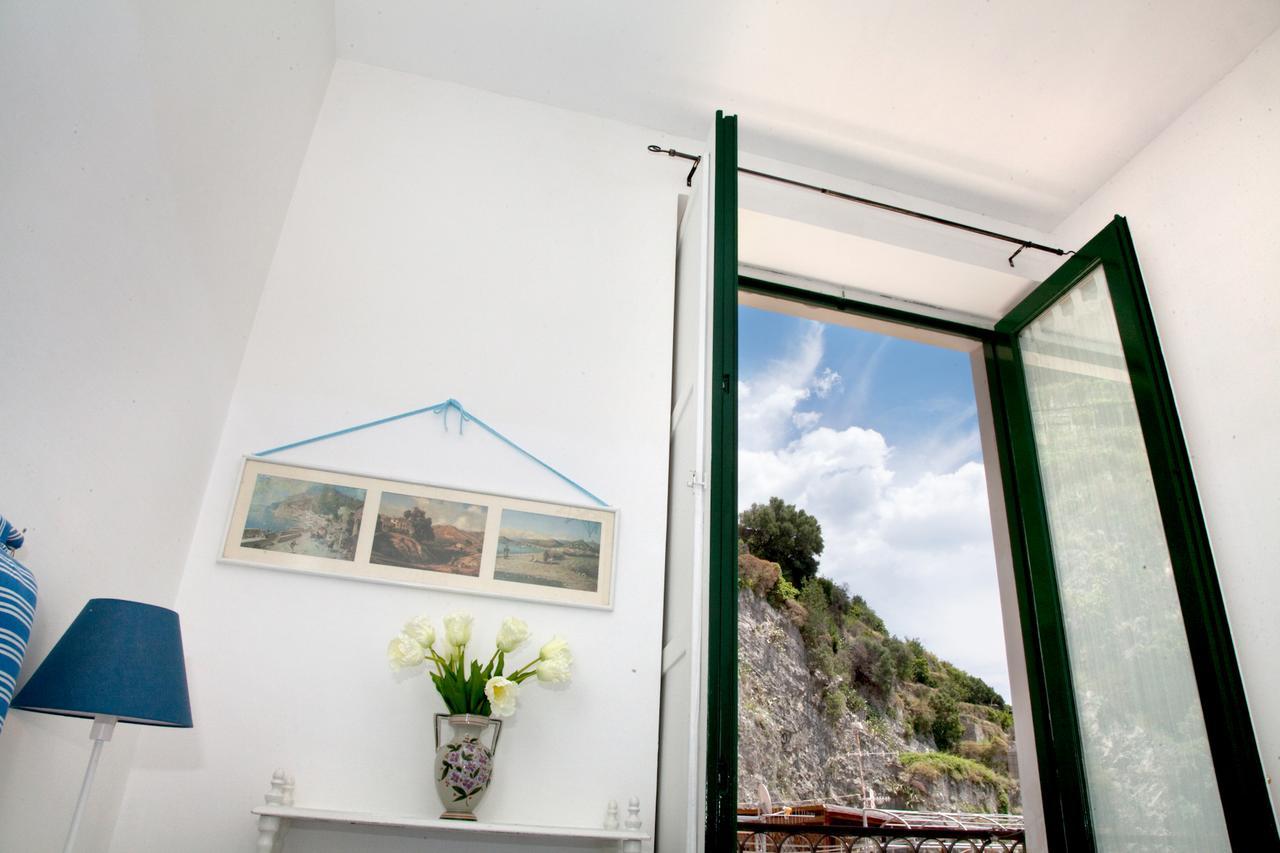 Brasca Amalfi Rosa Canina Minori Esterno foto